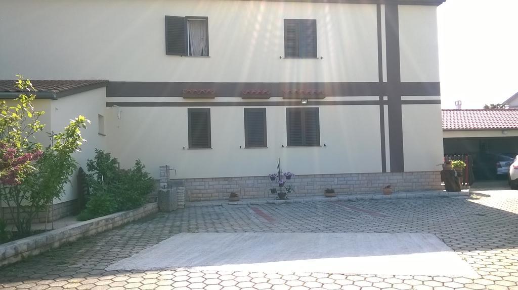 Apartment Lori 파자나 외부 사진